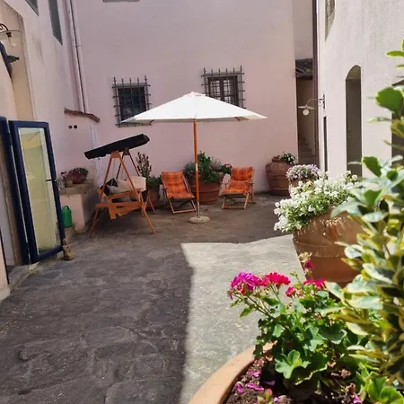 Podere Vecci *
