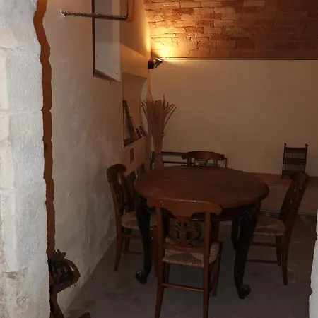 Podere Vecci 公寓 *